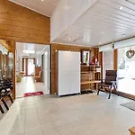 Pielislinna-loma-koli By Interhome Kolinkylä