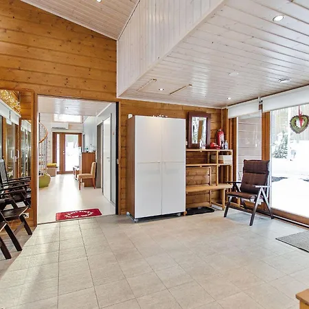 Pielislinna-loma-koli By Interhome Kolinkylä